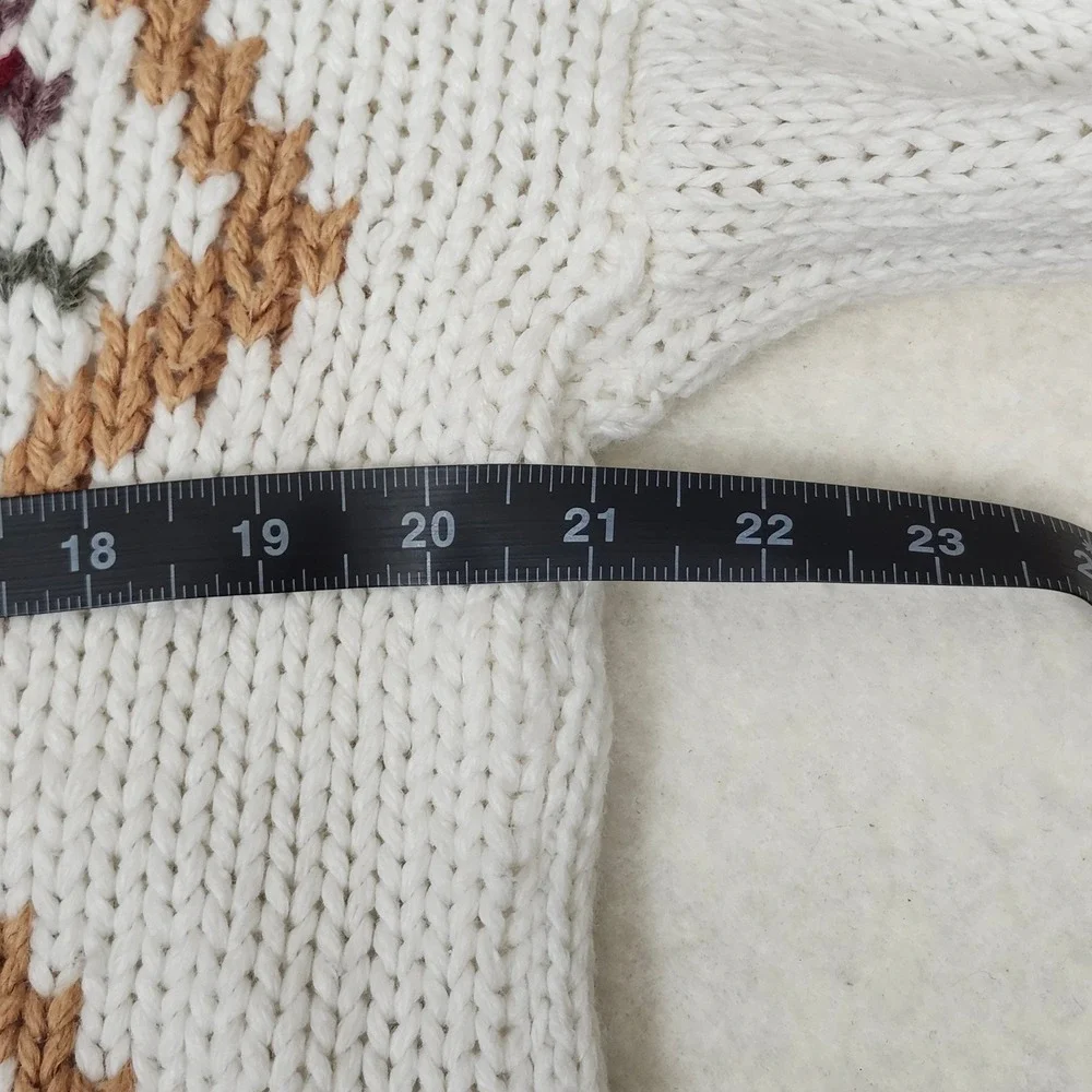 Vintage 80s Hand Knit Floral Sweater Cream Diamond Argyle 3D Flowers Large